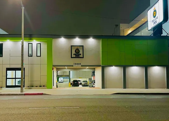 Deluxe Inn Hawthorne/ Lax